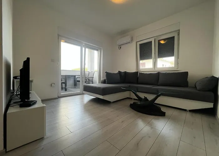 Apartments Petrusic