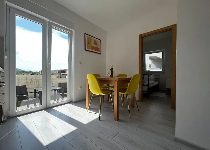 Apartments Petrusic